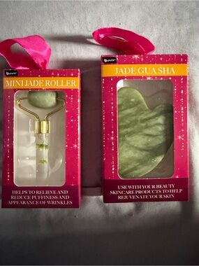 Green Jade Guasha & Mini Jade Roller Set